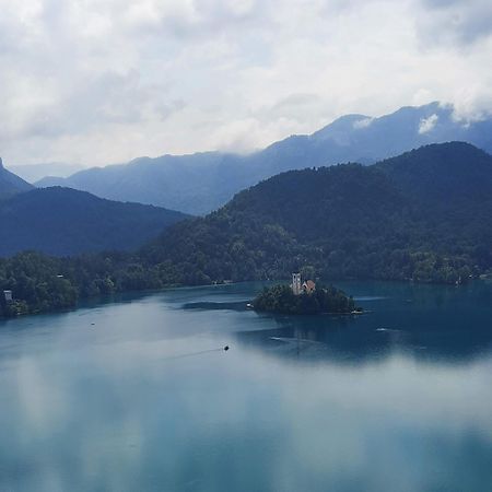 Koca V Gozdu, Forest House Near Bled Exterior photo